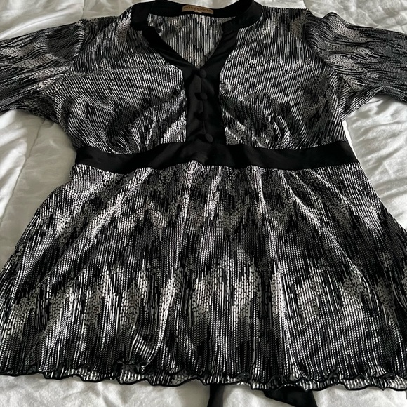 Notations Tops - Notations Black and Silver Blouse